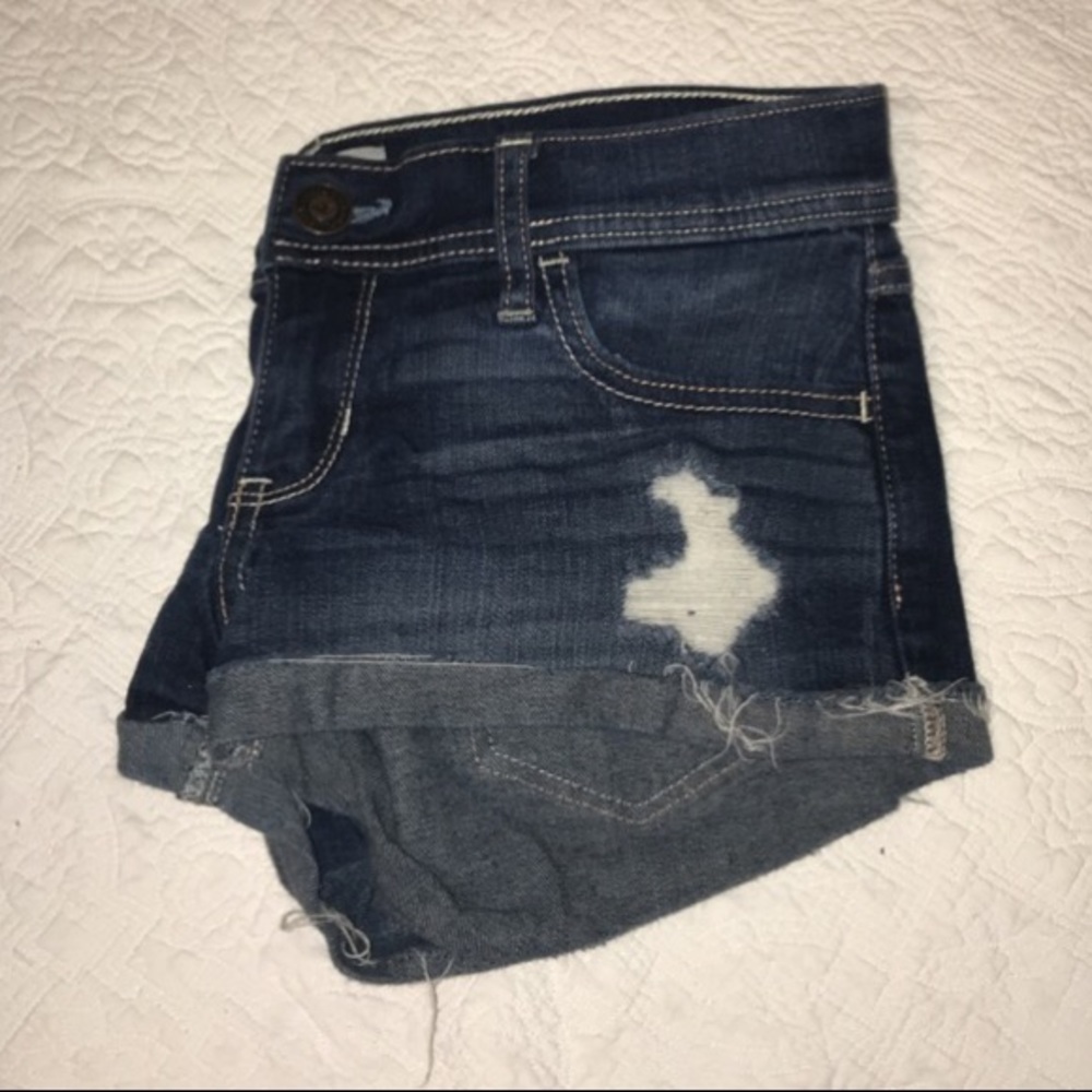 HOLLISTER DENIM SHORTS - Picture 2 of 4